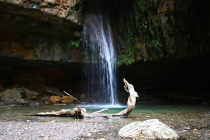 Su Stampu de Su Turrunu: La Cascata Nascosta della Sardegna